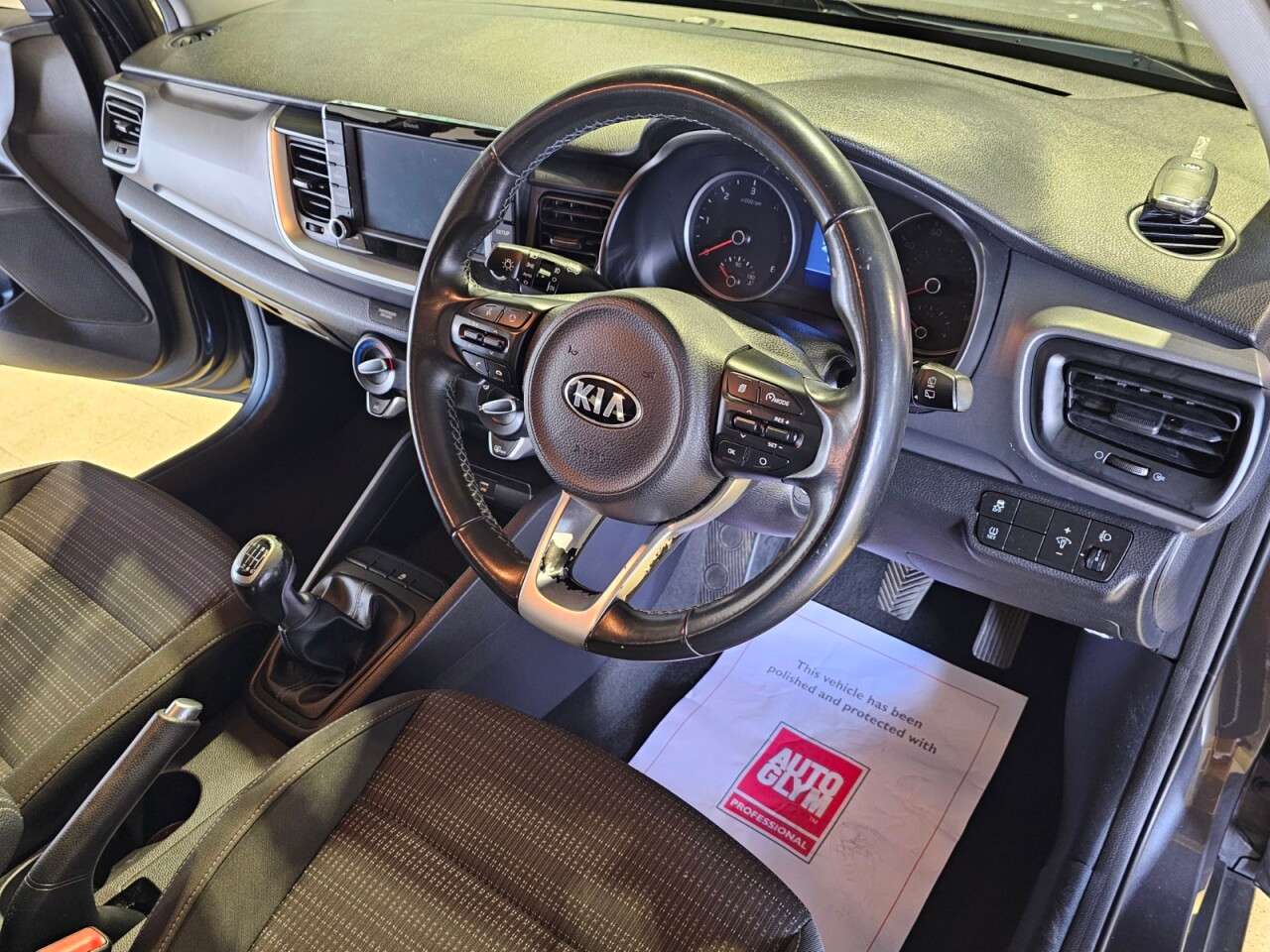 2018 KIA STONIC 2018 KIA STONIC