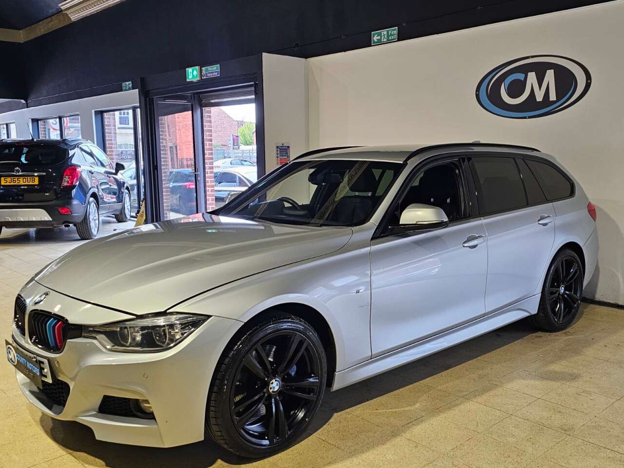A 2017 BMW 3 SERIES 2.0 320d M Sport Touring 5dr Diesel Auto xDrive Euro 6 (s/s) (190 ps) Fresh A 2017 BMW 3 SERIES 2.0 320d M Sport Touring 5dr Diesel Auto xDrive Euro 6 (s/s) (190 ps) Fresh