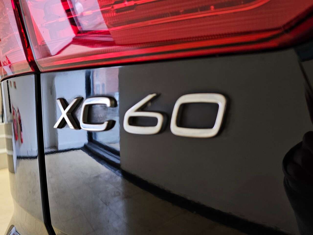 2020 VOLVO XC60 2020 VOLVO XC60