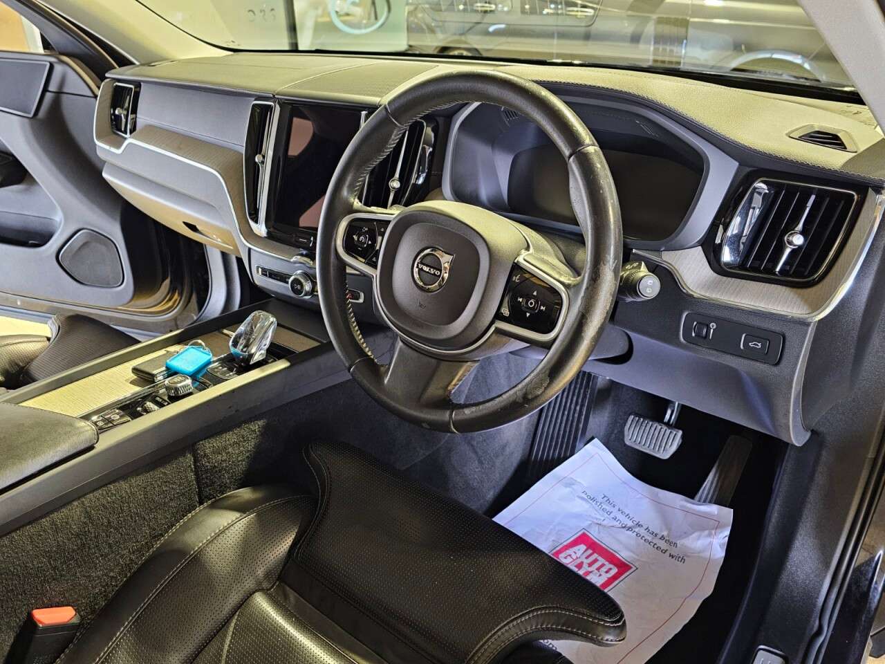 2020 VOLVO XC60 2020 VOLVO XC60