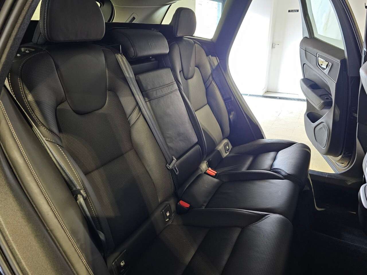 2020 VOLVO XC60 2020 VOLVO XC60