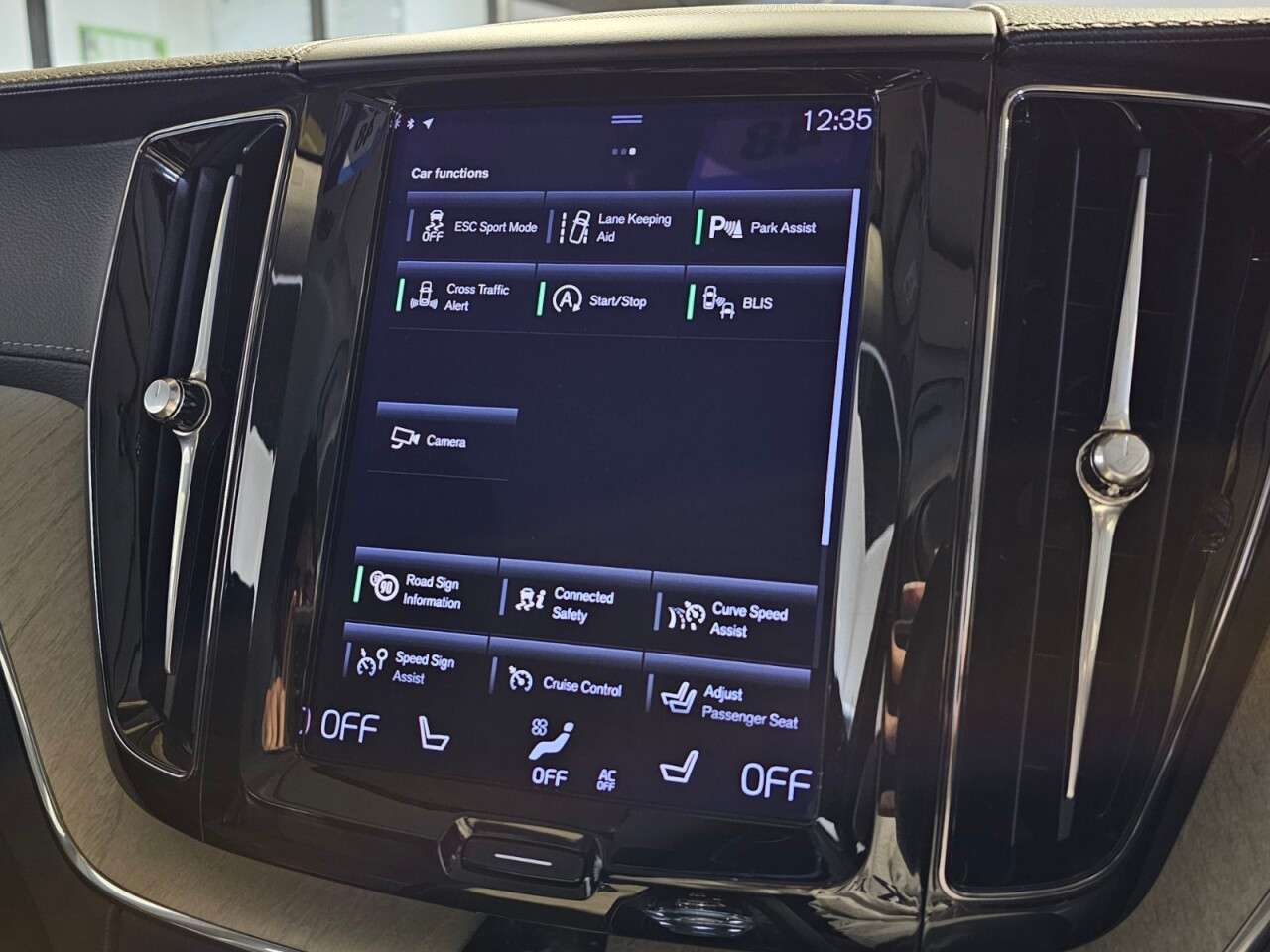 2020 VOLVO XC60 2020 VOLVO XC60