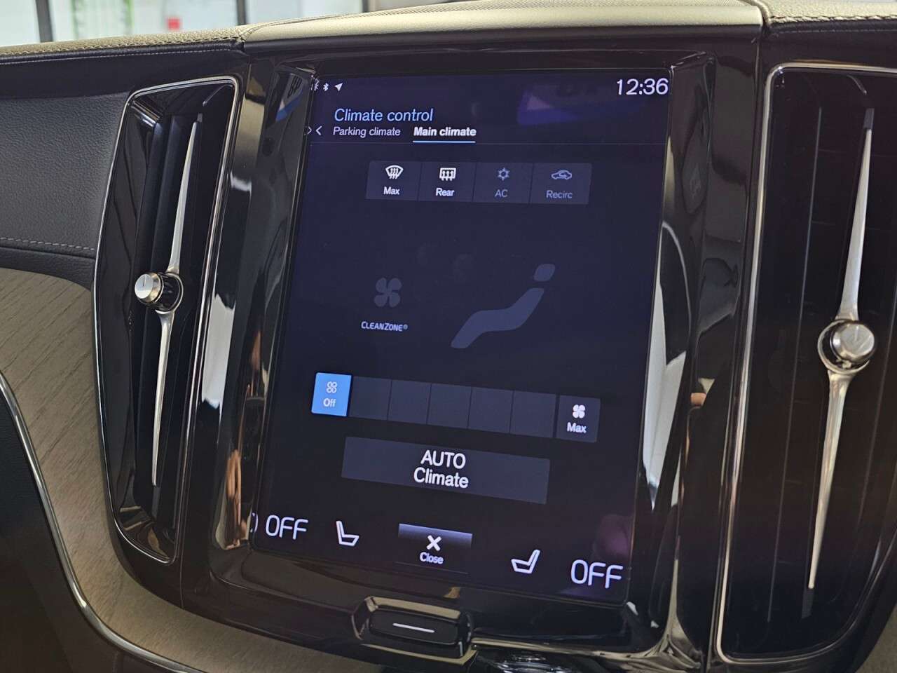 2020 VOLVO XC60 2020 VOLVO XC60