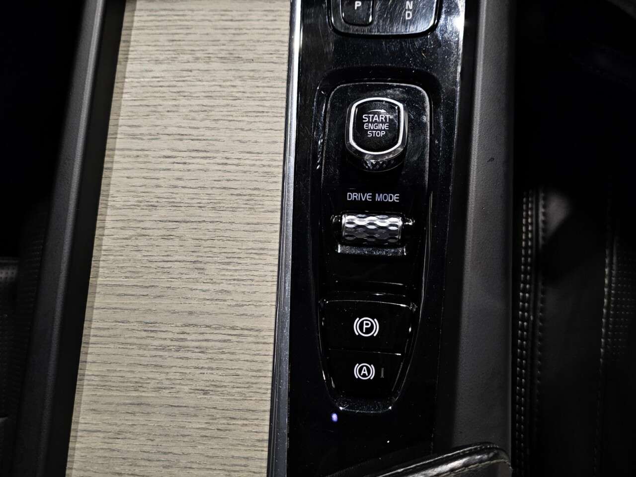 2020 VOLVO XC60 2020 VOLVO XC60