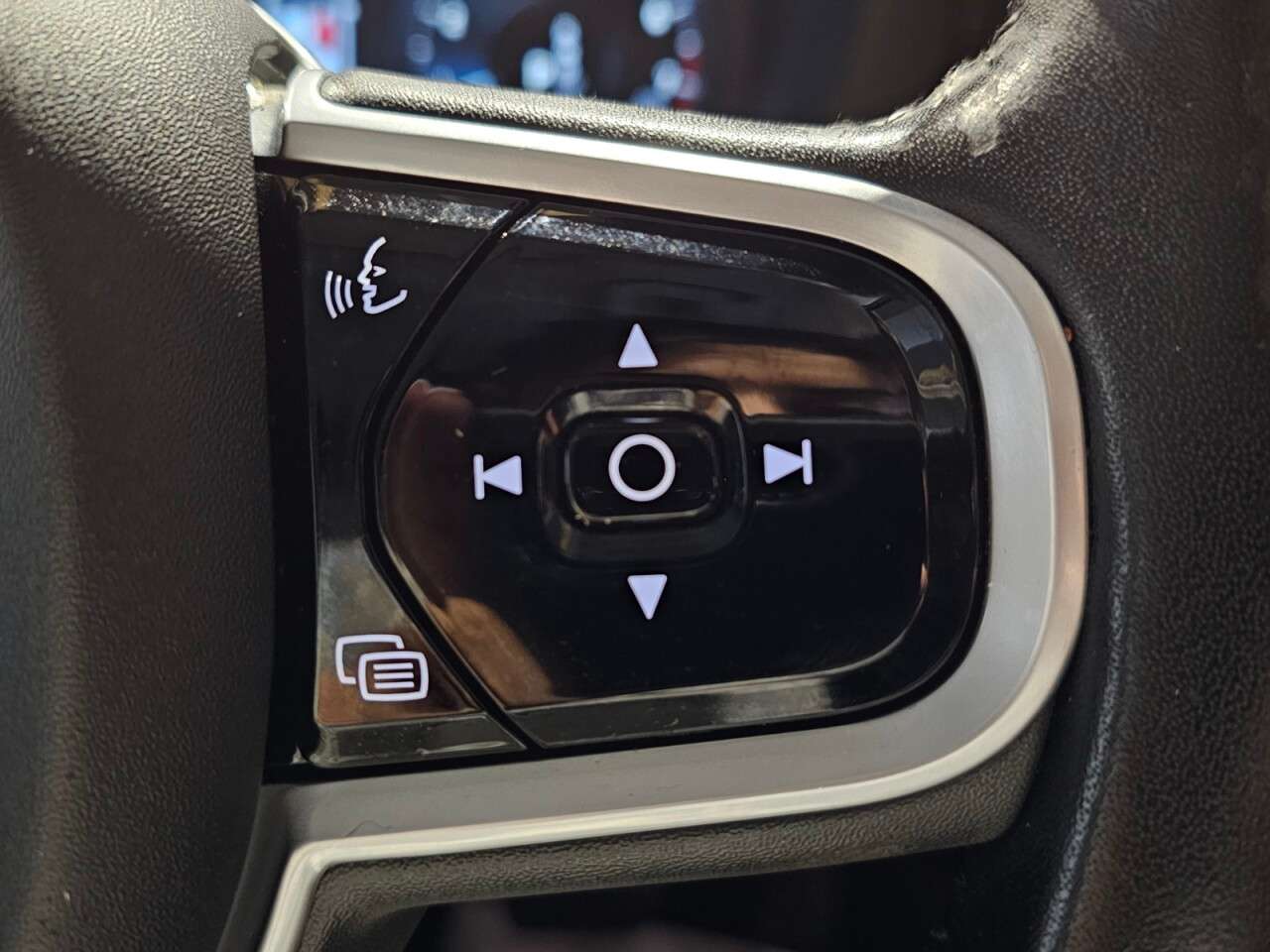 2020 VOLVO XC60 2020 VOLVO XC60