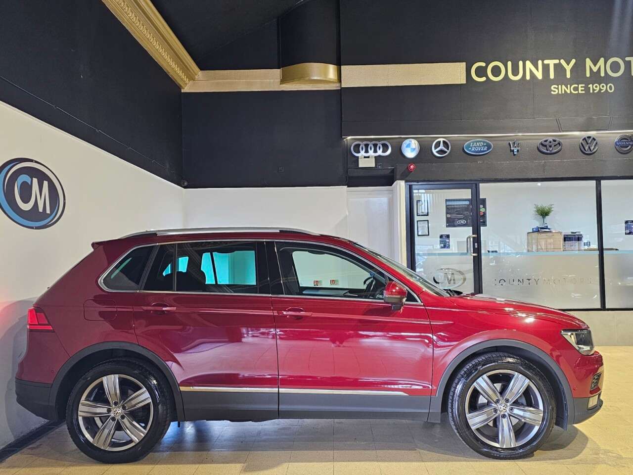 A 2019 VOLKSWAGEN TIGUAN 1.5 TSI EVO Match SUV 5dr Petrol DSG Euro 6 (s/s) (150 ps) Long MOT, Fresh A 2019 VOLKSWAGEN TIGUAN 1.5 TSI EVO Match SUV 5dr Petrol DSG Euro 6 (s/s) (150 ps) Long MOT, Fresh