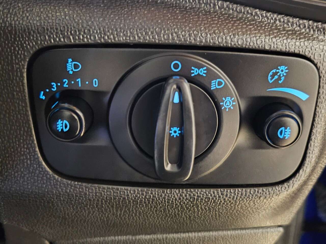 2017 FORD ECOSPORT 2017 FORD ECOSPORT