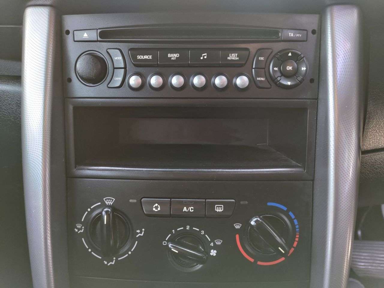 2007 PEUGEOT 207 2007 PEUGEOT 207