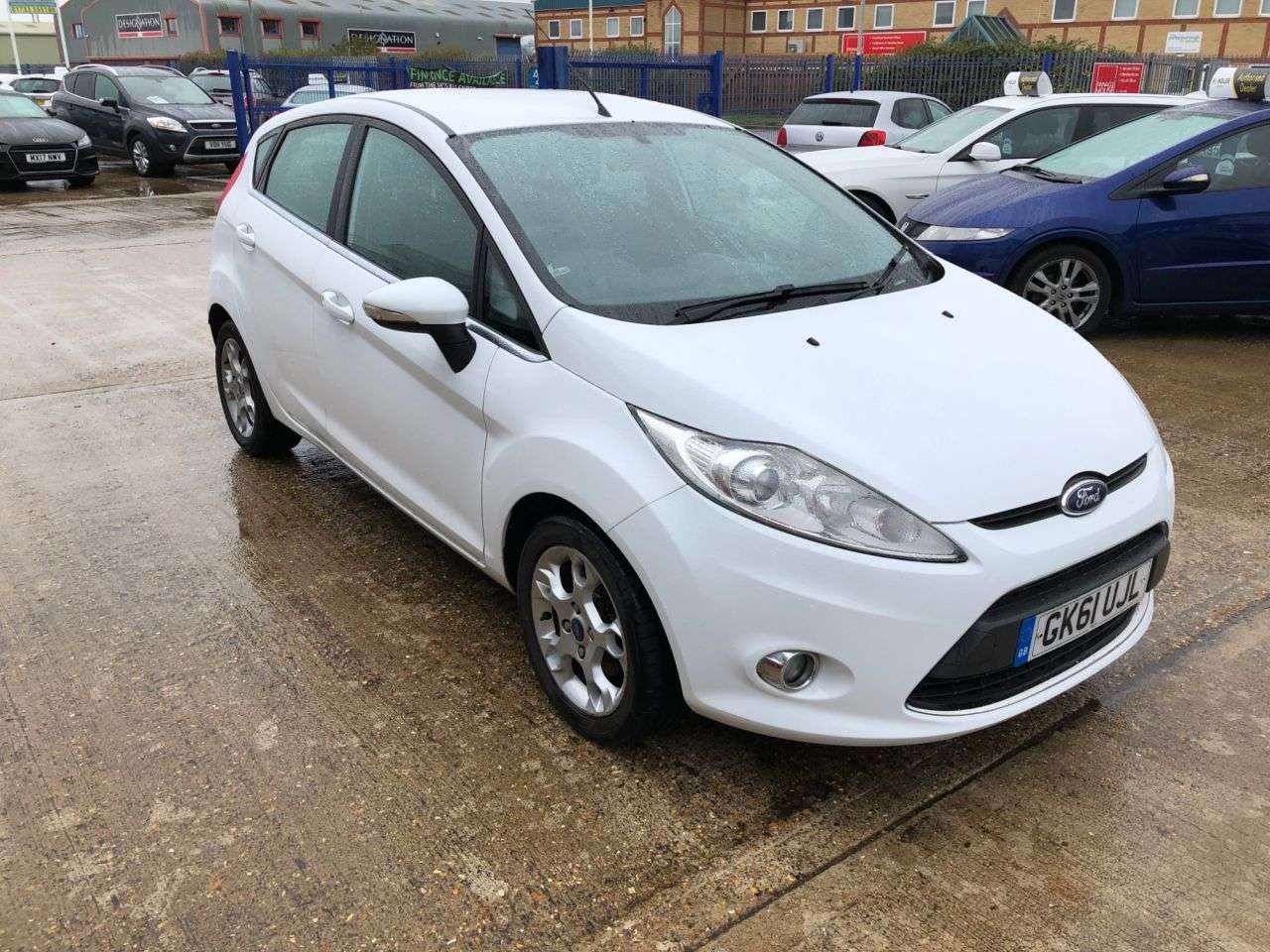 2011 FORD FIESTA 2011 FORD FIESTA