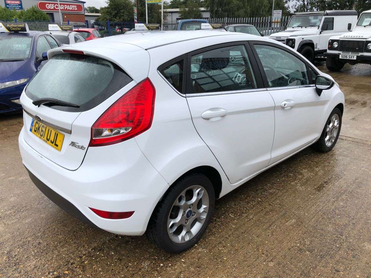 2011 FORD FIESTA 2011 FORD FIESTA