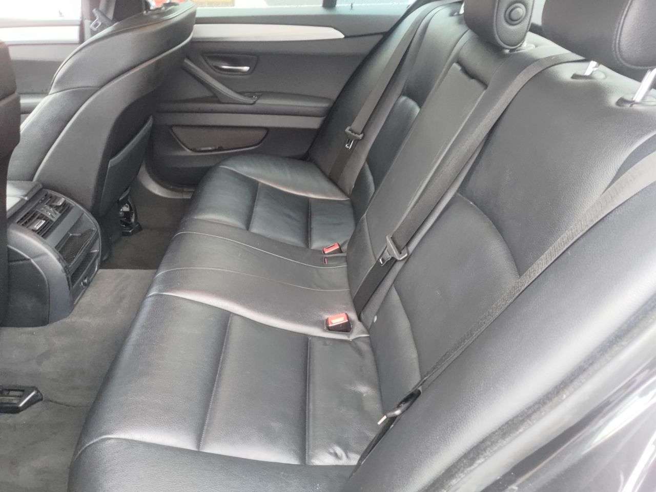 A 2012 BMW 5 SERIES 2.0 520d M Sport Saloon 4dr Diesel Auto Euro 5 (s/s) (184 ps) A 2012 BMW 5 SERIES 2.0 520d M Sport Saloon 4dr Diesel Auto Euro 5 (s/s) (184 ps)