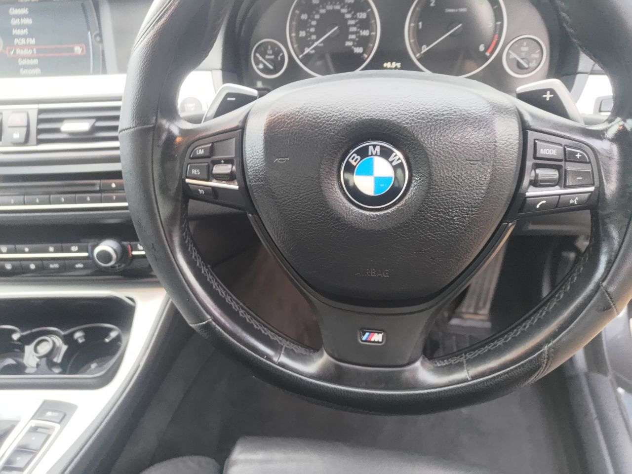 A 2012 BMW 5 SERIES 2.0 520d M Sport Saloon 4dr Diesel Auto Euro 5 (s/s) (184 ps) A 2012 BMW 5 SERIES 2.0 520d M Sport Saloon 4dr Diesel Auto Euro 5 (s/s) (184 ps)