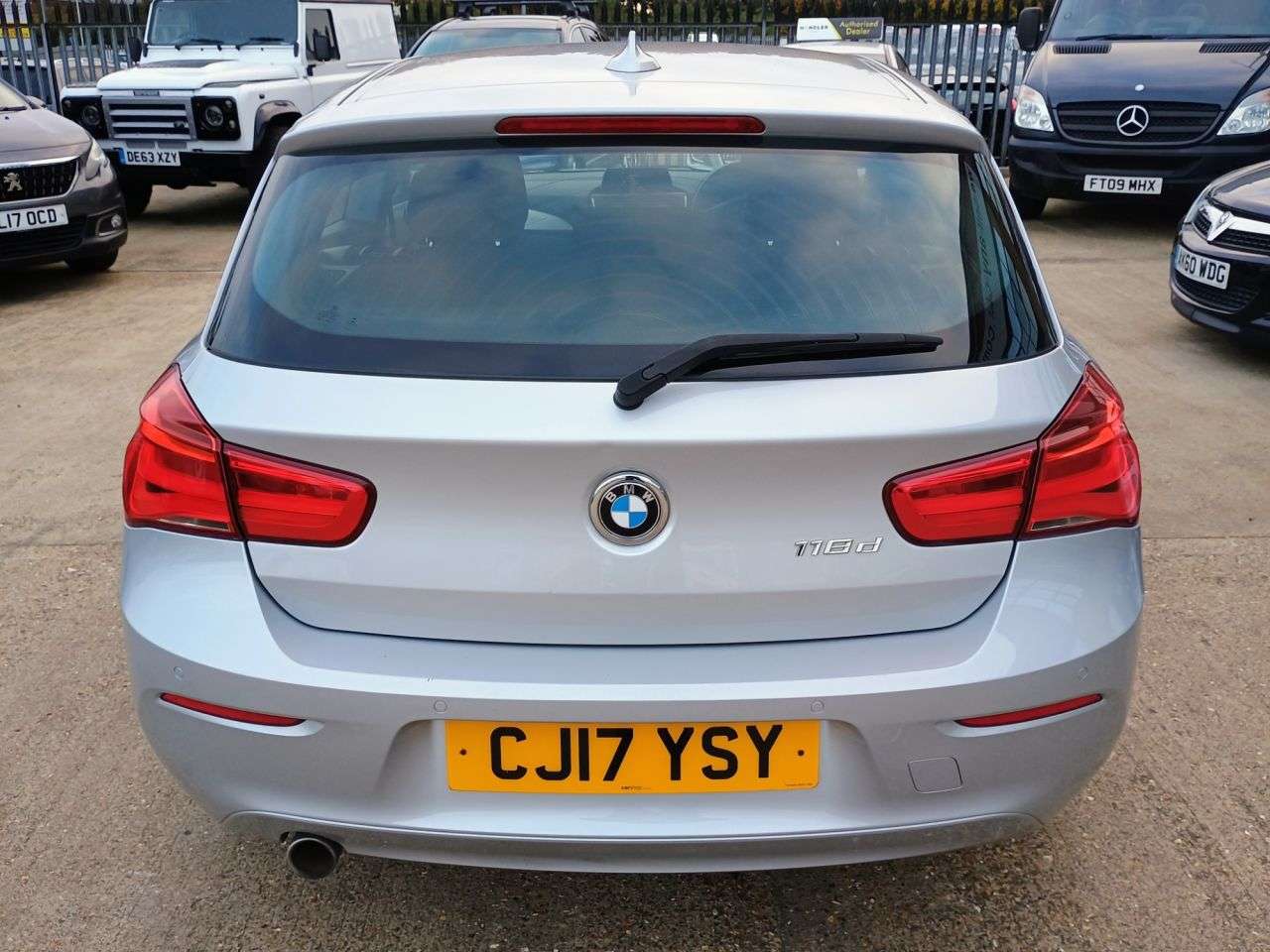 2017 BMW 1 SERIES 2017 BMW 1 SERIES