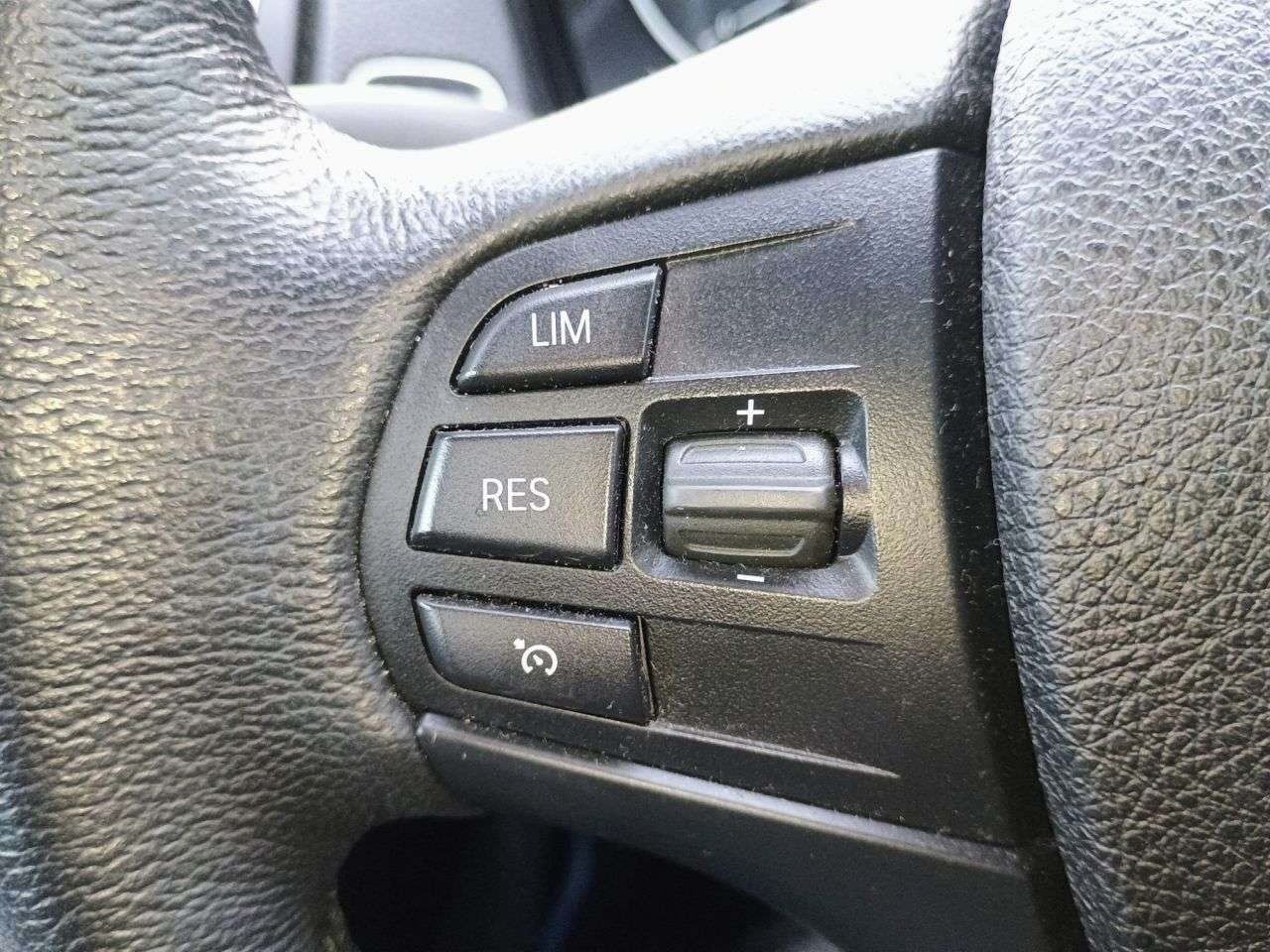 2017 BMW 1 SERIES 2017 BMW 1 SERIES