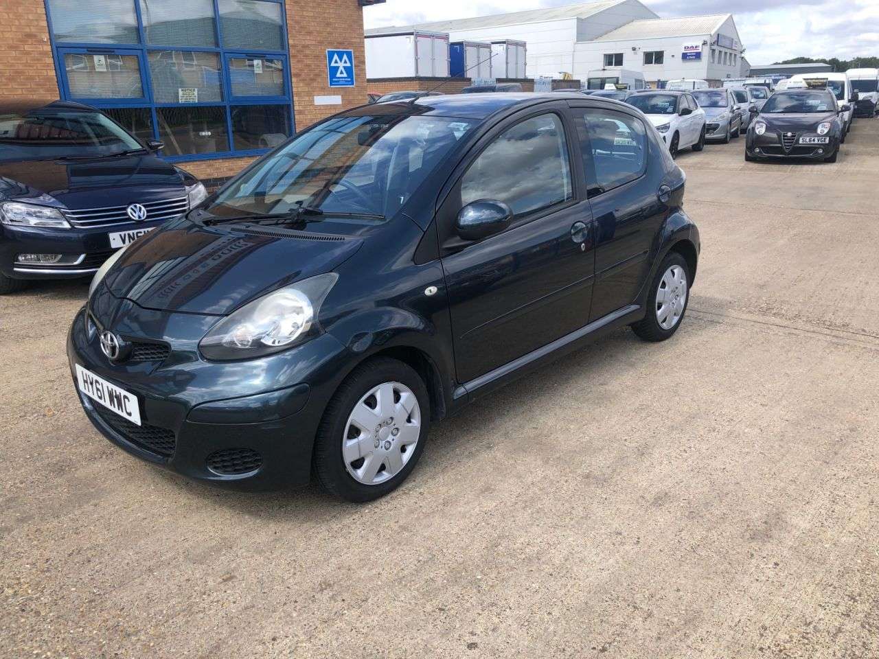 2011 TOYOTA AYGO 2011 TOYOTA AYGO