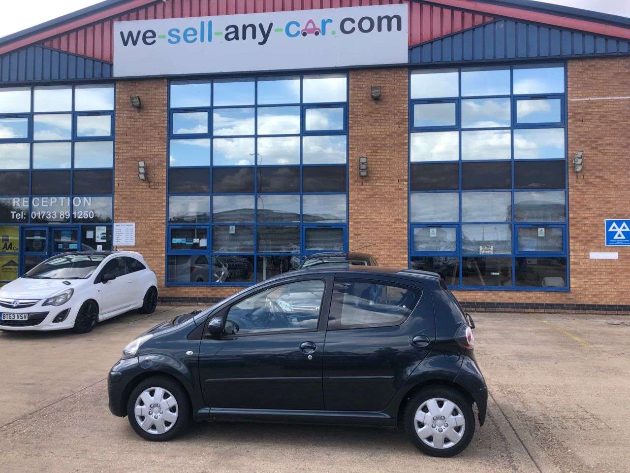 2011 TOYOTA AYGO 2011 TOYOTA AYGO