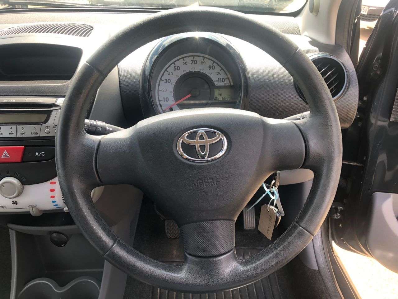 2011 TOYOTA AYGO 2011 TOYOTA AYGO