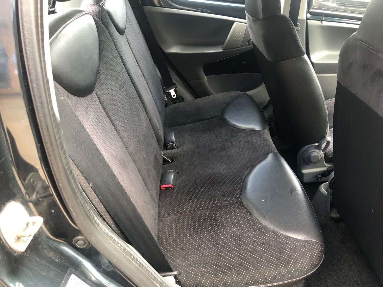 2011 TOYOTA AYGO 2011 TOYOTA AYGO