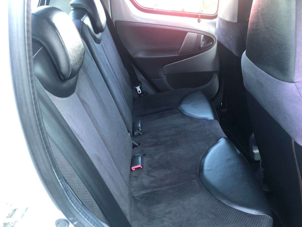 2010 TOYOTA AYGO 2010 TOYOTA AYGO