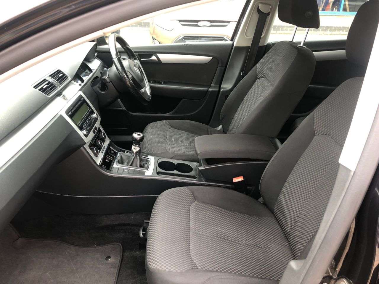 2011 VOLKSWAGEN PASSAT 2011 VOLKSWAGEN PASSAT