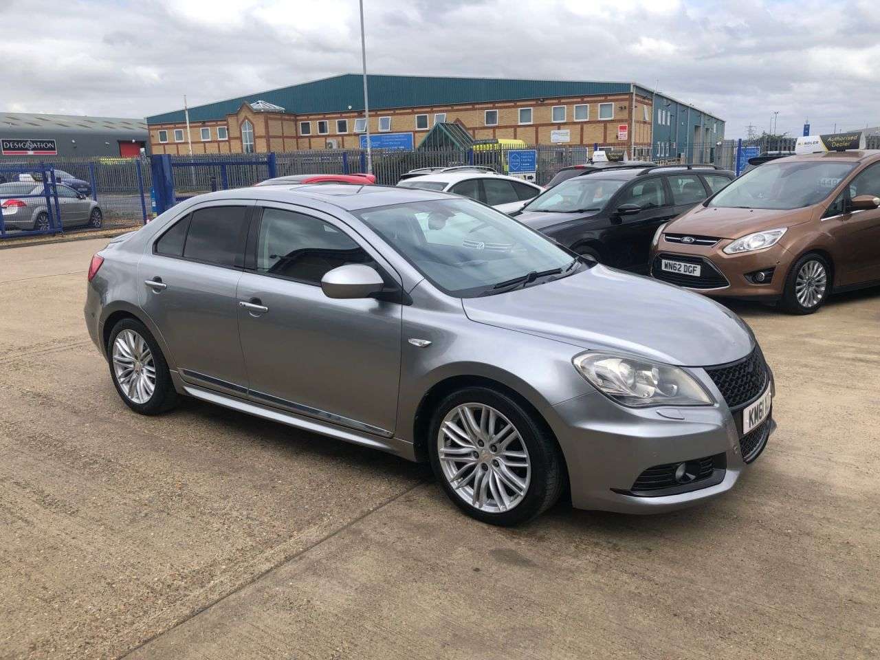 2012 SUZUKI KIZASHI 2012 SUZUKI KIZASHI