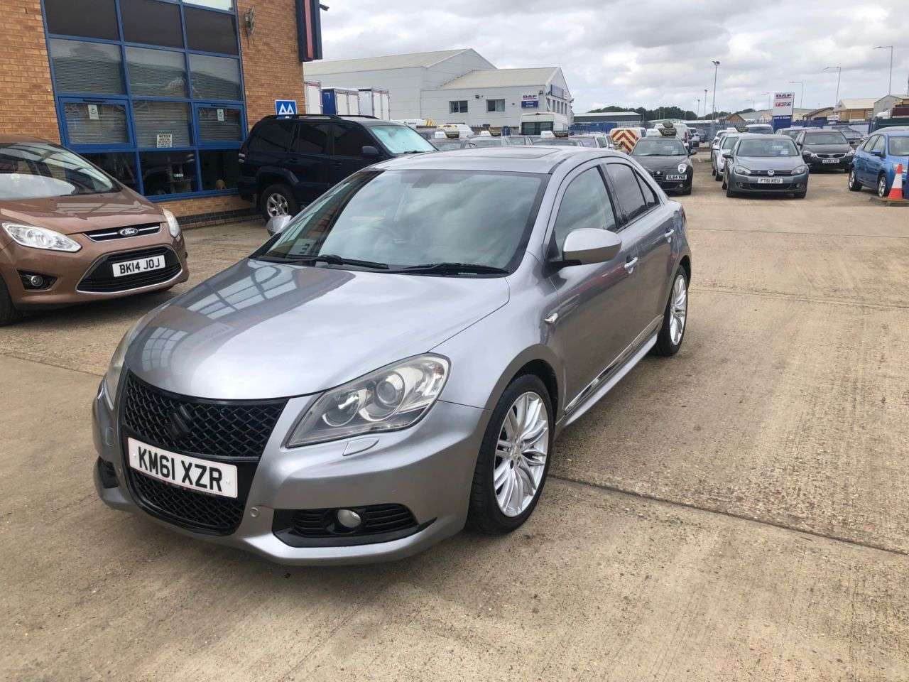 2012 SUZUKI KIZASHI 2012 SUZUKI KIZASHI