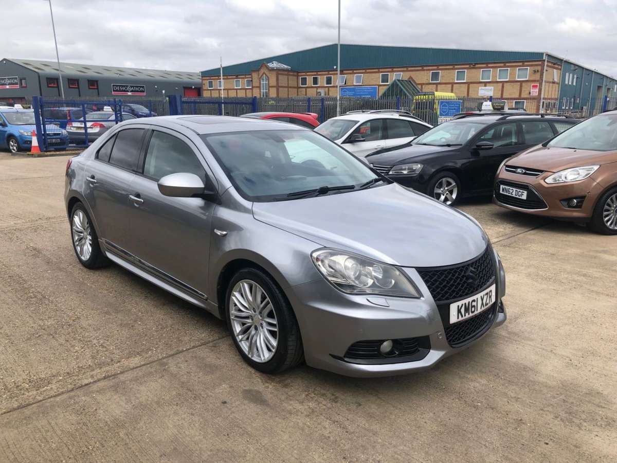 Check out this Suzuki Kizashi 2012 Petrol Automatic