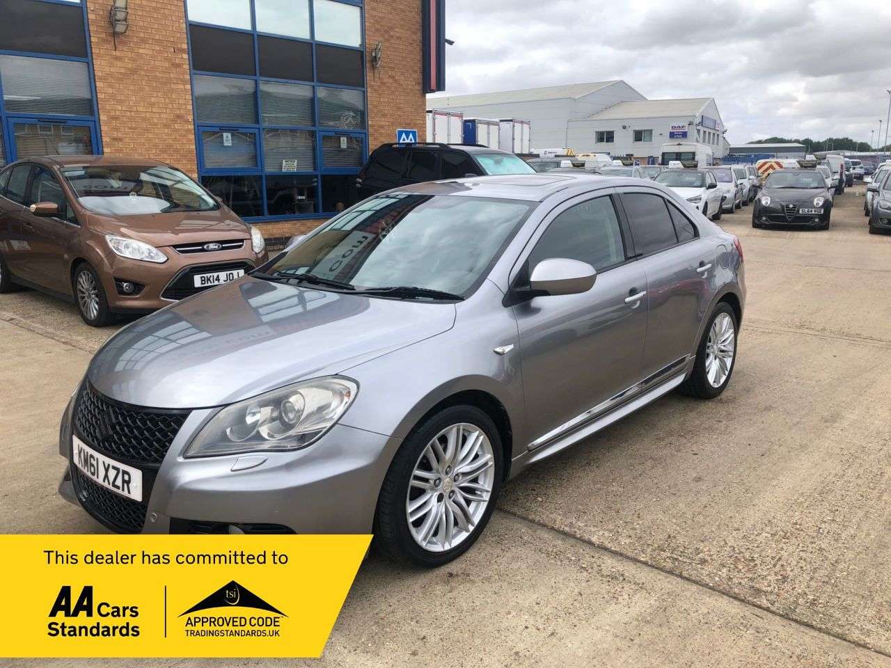 2012 SUZUKI KIZASHI 2012 SUZUKI KIZASHI