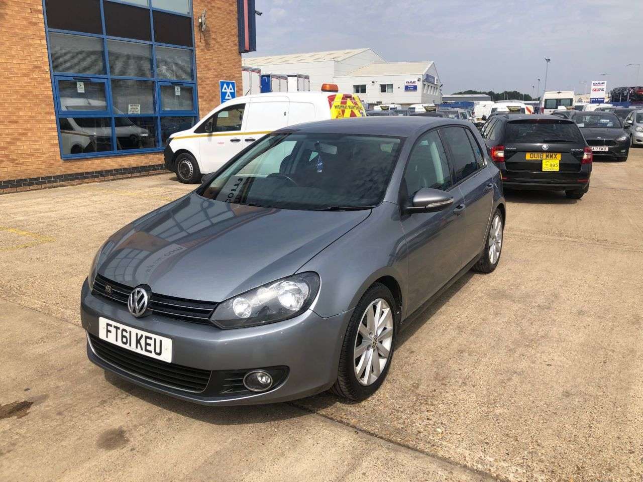 2011 VOLKSWAGEN GOLF 2011 VOLKSWAGEN GOLF