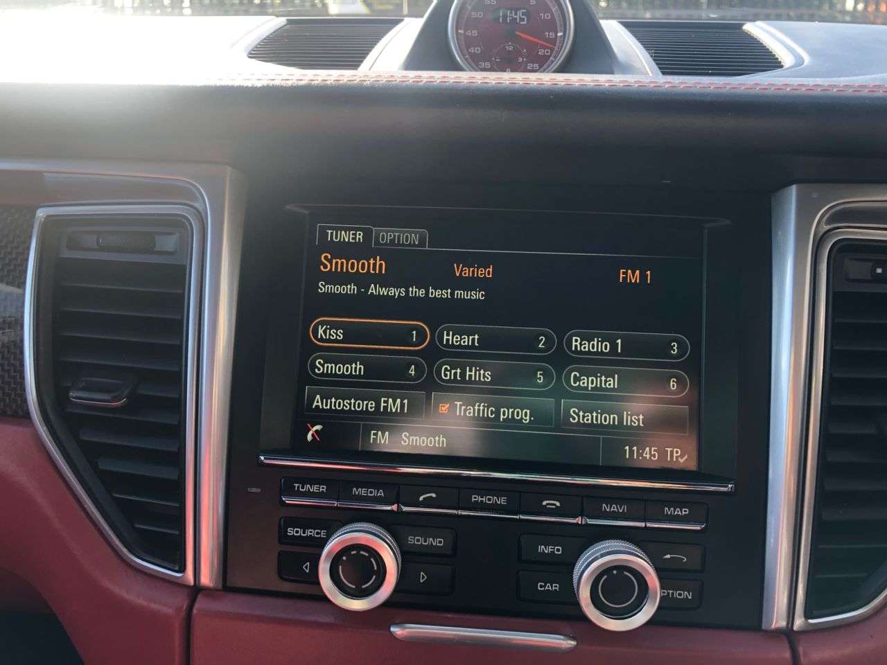 2015 PORSCHE MACAN 2015 PORSCHE MACAN