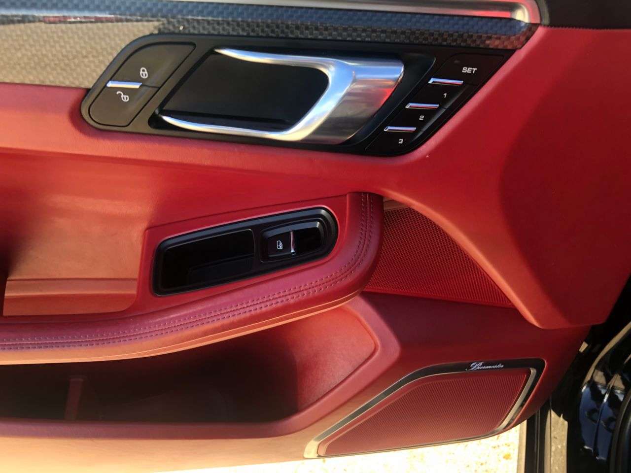 2015 PORSCHE MACAN 2015 PORSCHE MACAN