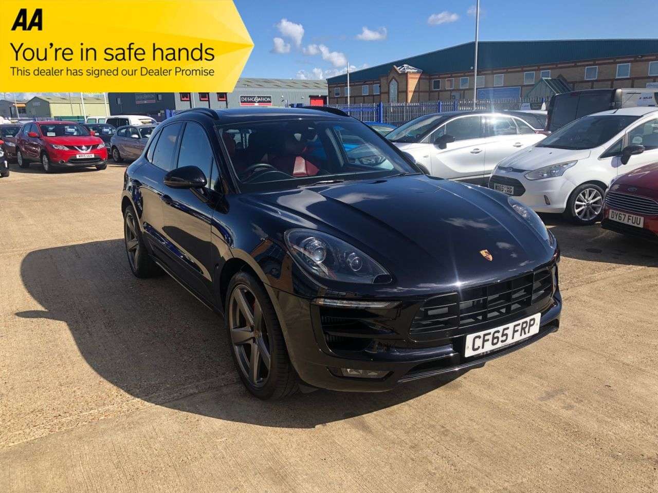 2015 PORSCHE MACAN 2015 PORSCHE MACAN