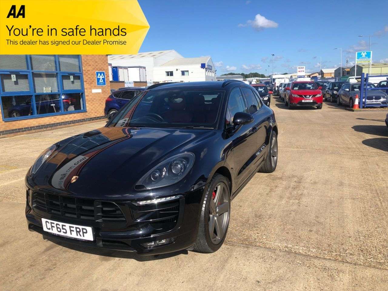 2015 PORSCHE MACAN 2015 PORSCHE MACAN
