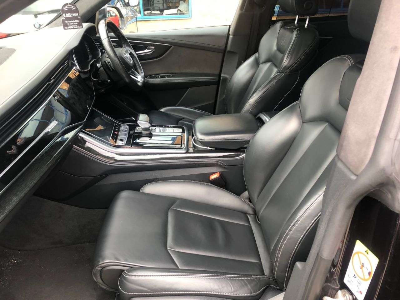 2020 AUDI Q8 2020 AUDI Q8