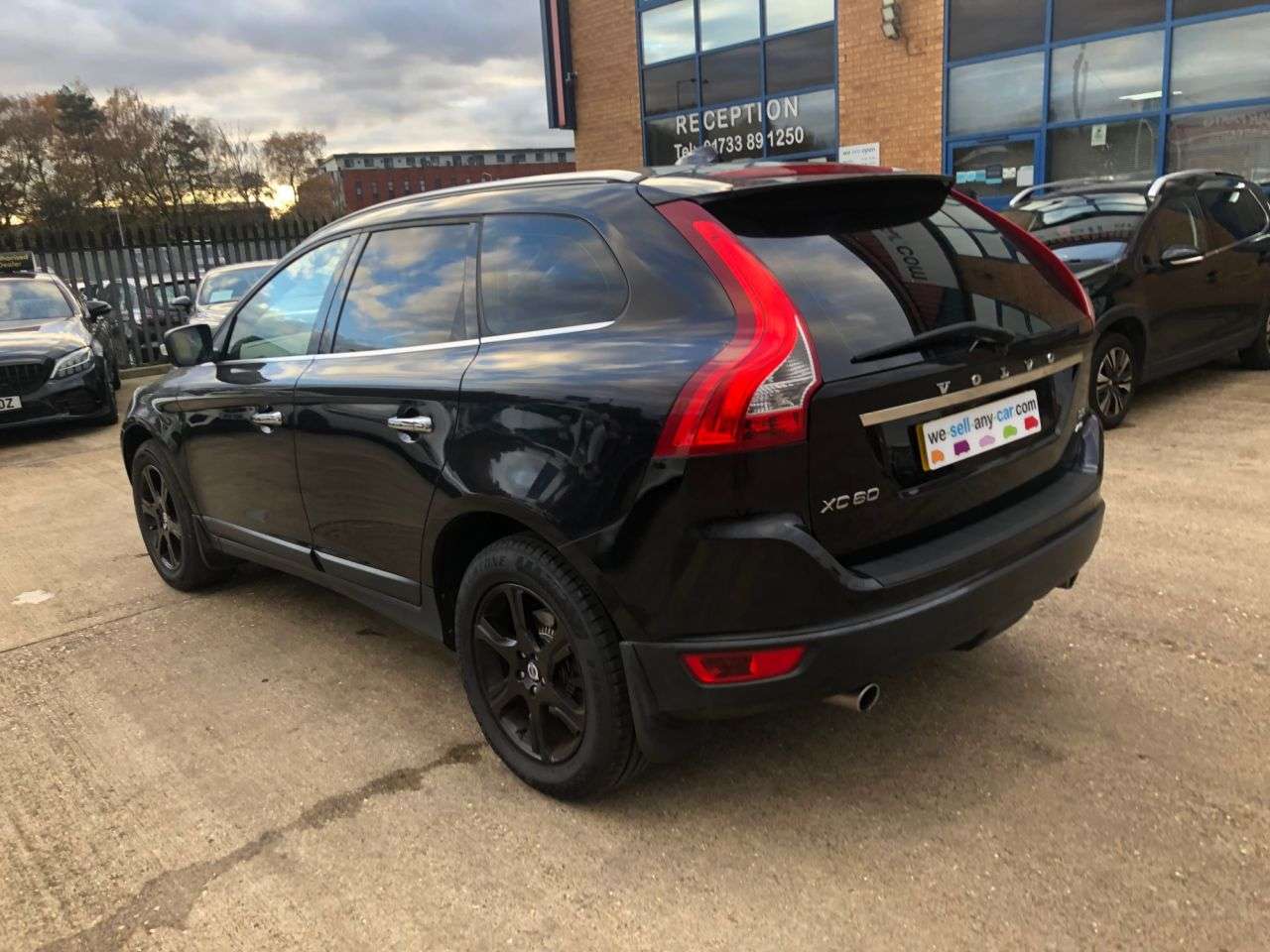 2011 VOLVO XC60 2011 VOLVO XC60