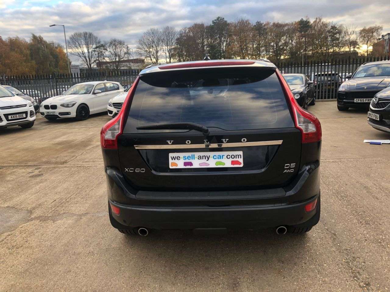 2011 VOLVO XC60 2011 VOLVO XC60