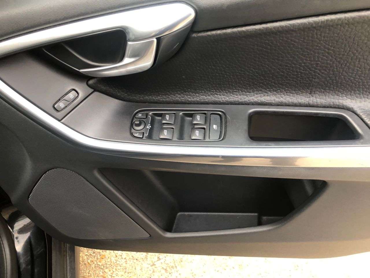 2011 VOLVO XC60 2011 VOLVO XC60