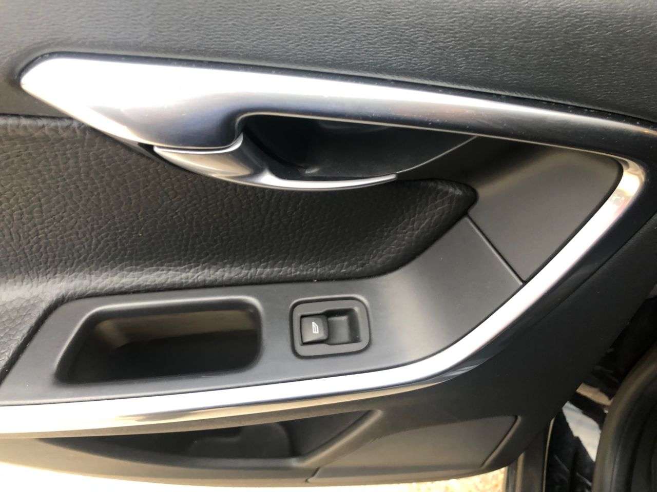 2011 VOLVO XC60 2011 VOLVO XC60