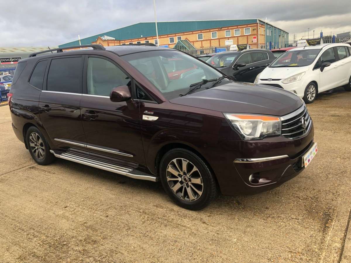 Check out this Ssangyong Rodius Turismo 2016 Diesel Automatic