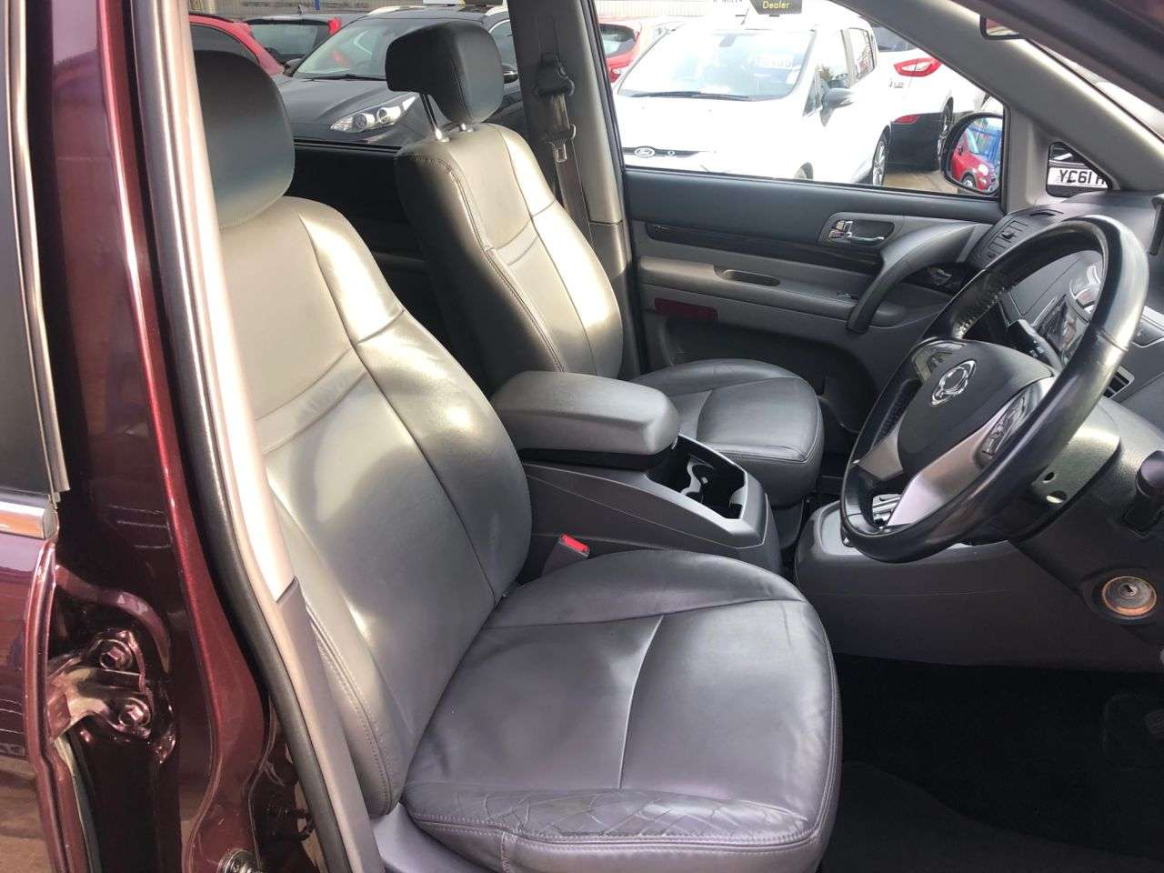 2016 SSANGYONG RODIUS TURISMO 2016 SSANGYONG RODIUS TURISMO