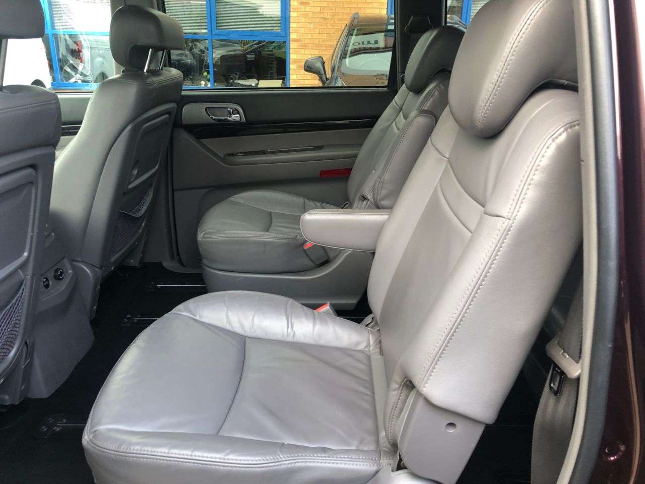 2016 SSANGYONG RODIUS TURISMO 2016 SSANGYONG RODIUS TURISMO