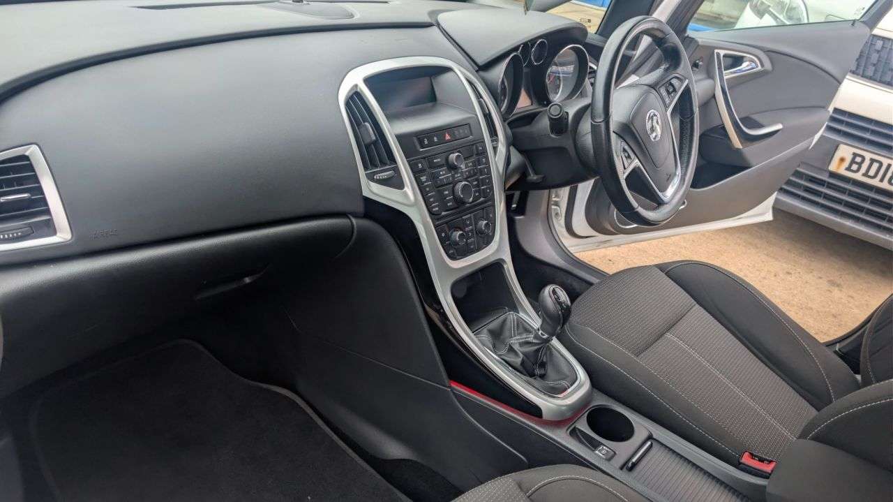 2012 VAUXHALL ASTRA 2012 VAUXHALL ASTRA