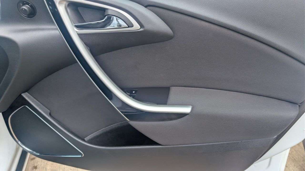 2012 VAUXHALL ASTRA 2012 VAUXHALL ASTRA