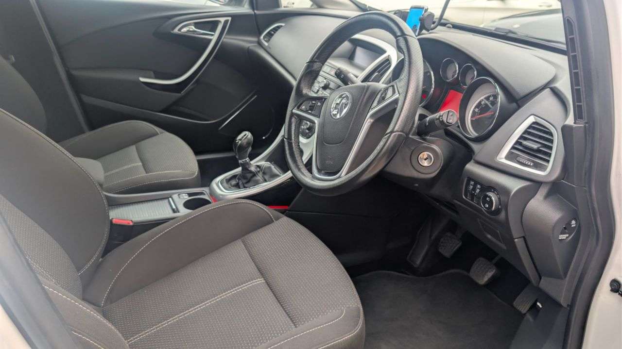 2012 VAUXHALL ASTRA 2012 VAUXHALL ASTRA