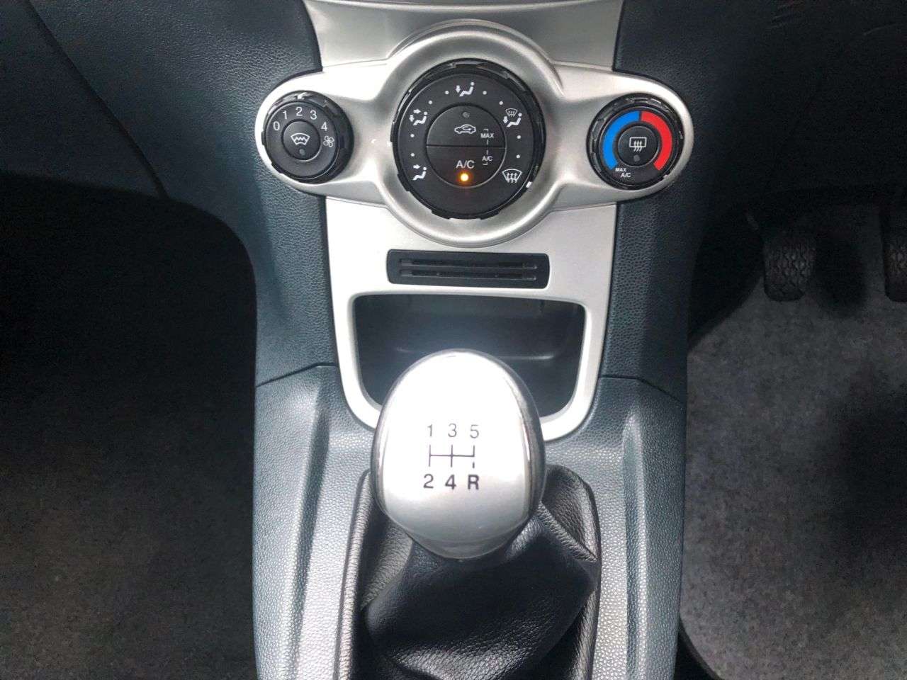 2012 FORD FIESTA 2012 FORD FIESTA