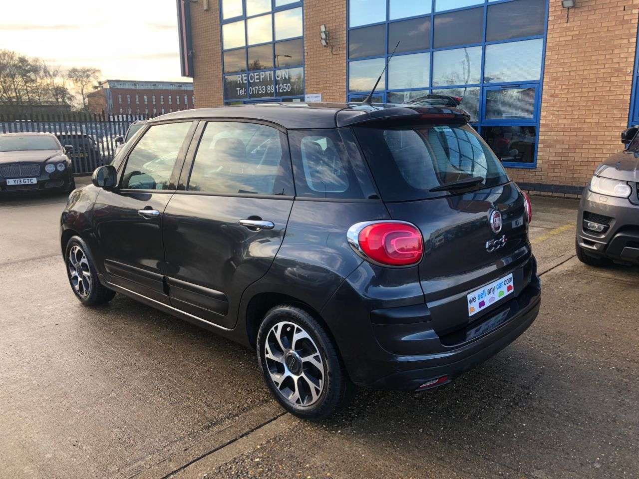 2018 FIAT 500L 2018 FIAT 500L