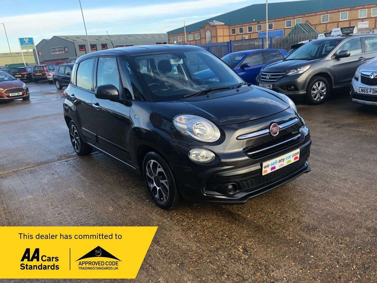 2018 FIAT 500L 2018 FIAT 500L