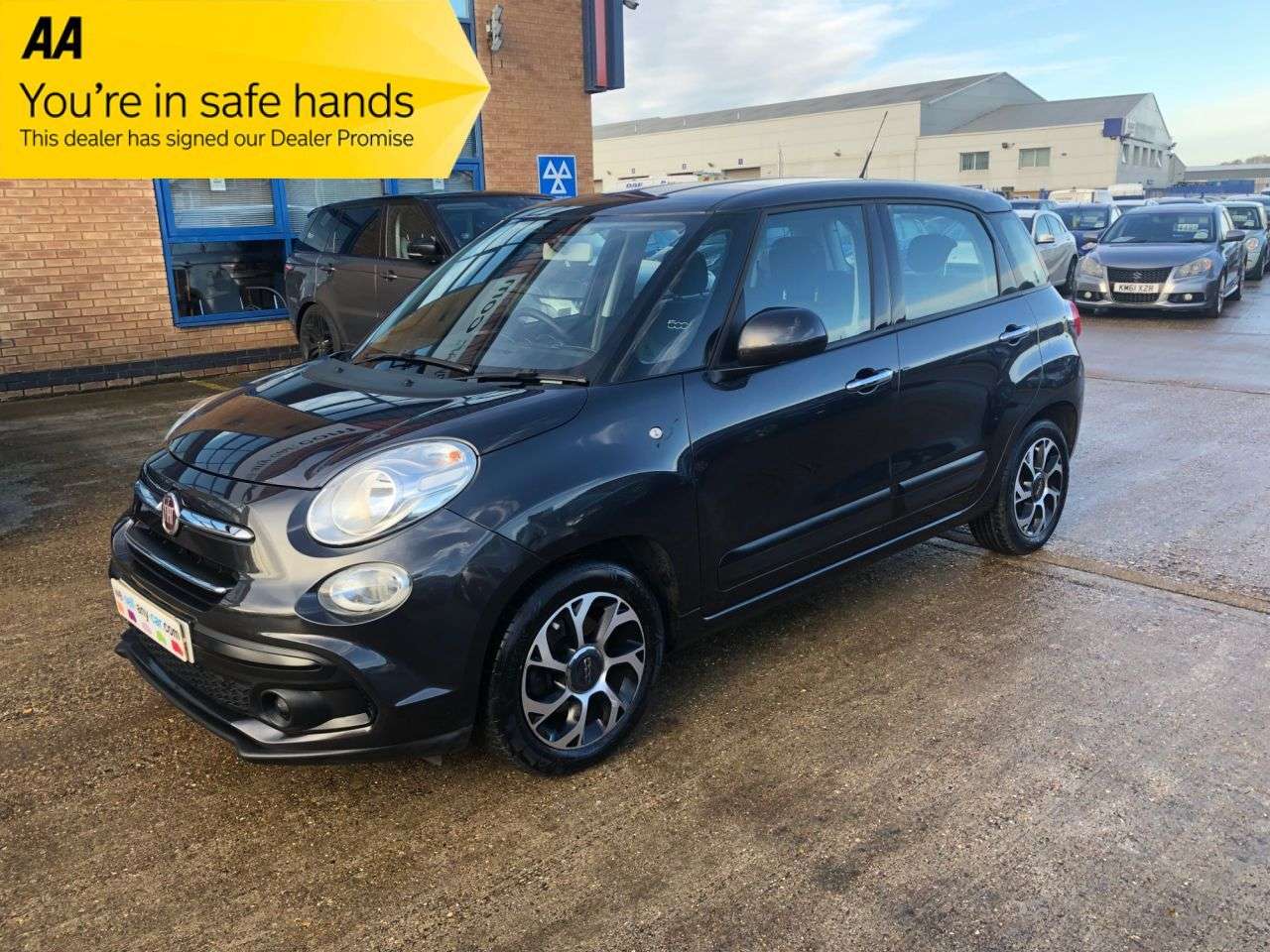 2018 FIAT 500L 2018 FIAT 500L