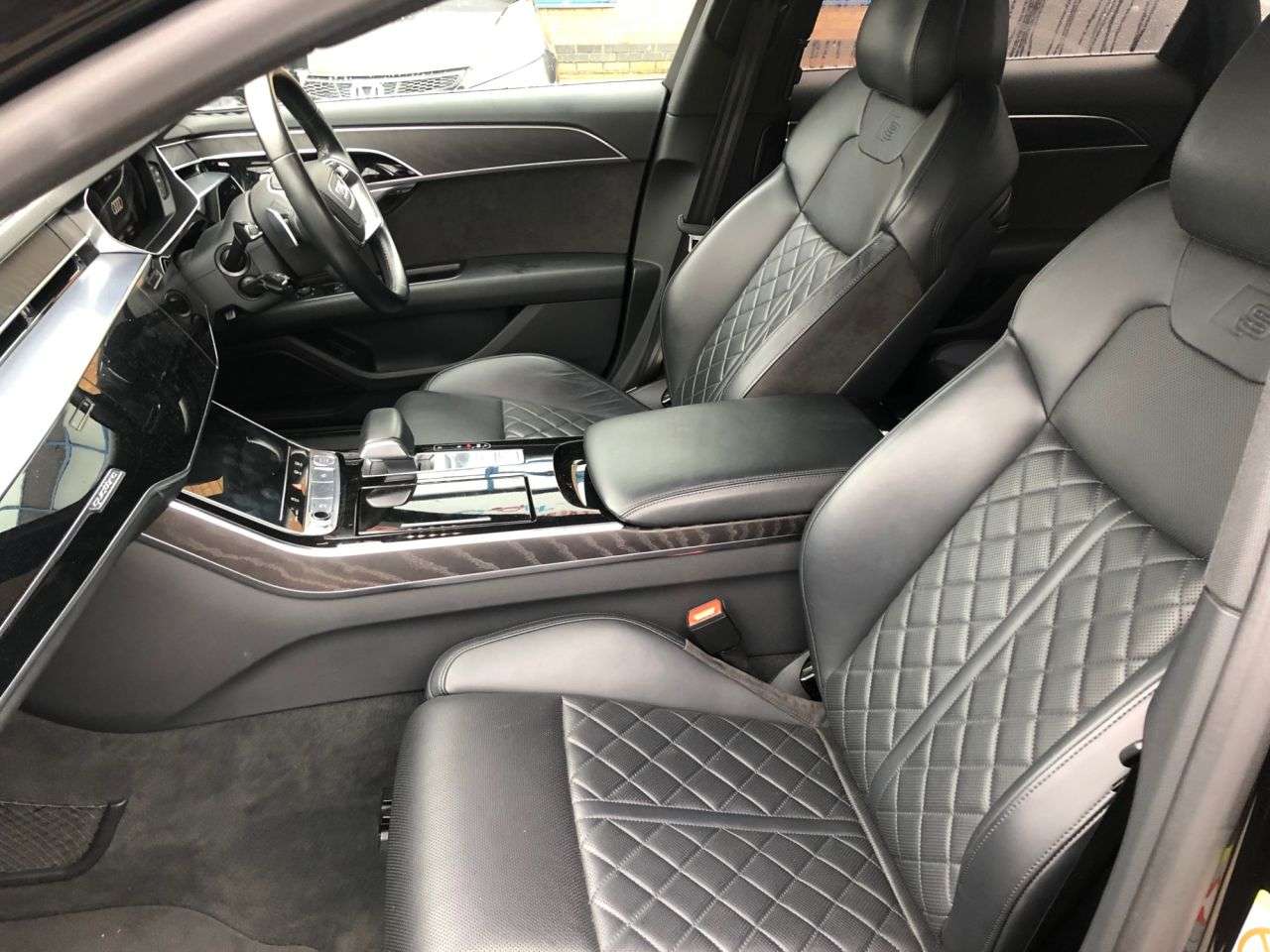 2018 AUDI A8 2018 AUDI A8