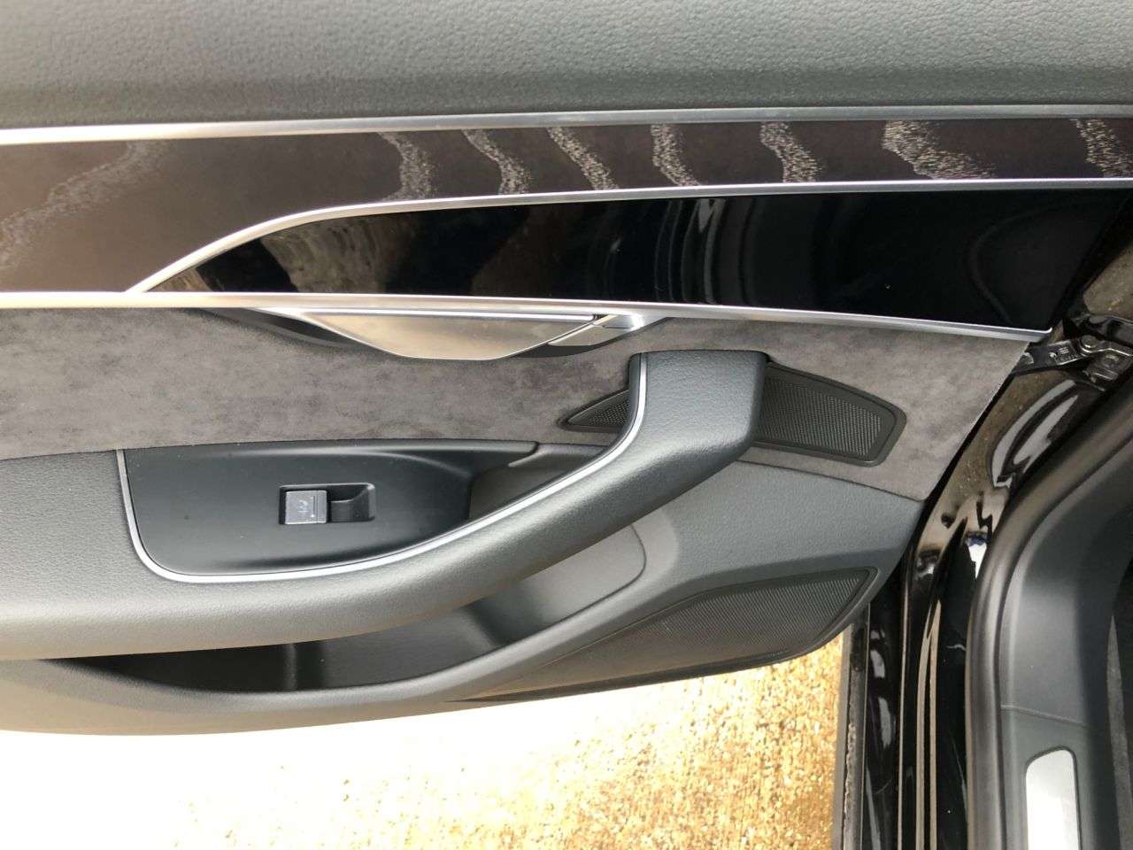 2018 AUDI A8 2018 AUDI A8